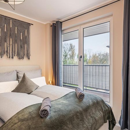 Edler Wohnraum Schwanenteich-Penthouse Mit Garage, Grill, Kaffeevollautomat, Klima, Lift & Terrasse Apartment Zwickau Bagian luar foto