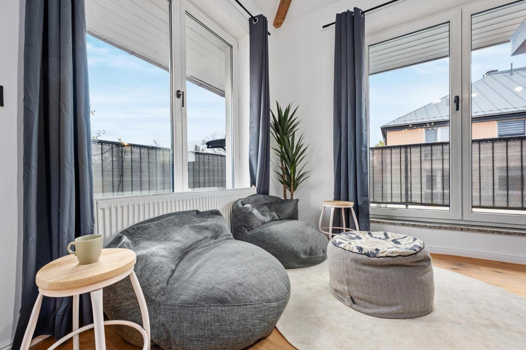 Edler Wohnraum Schwanenteich-Penthouse Mit Garage, Grill, Kaffeevollautomat, Klima, Lift & Terrasse Apartment Zwickau Bagian luar foto
